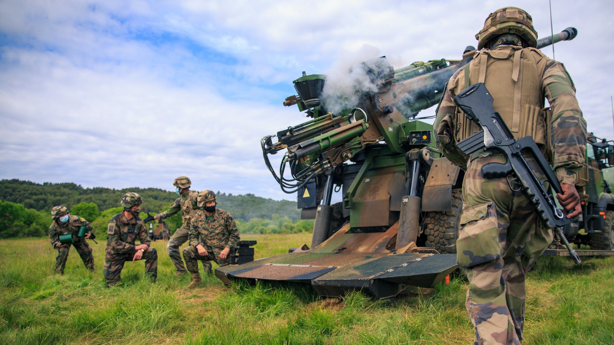 marine artillery regiment, military camp of canjuers, self propelled gun, france, us marine corps, caesar