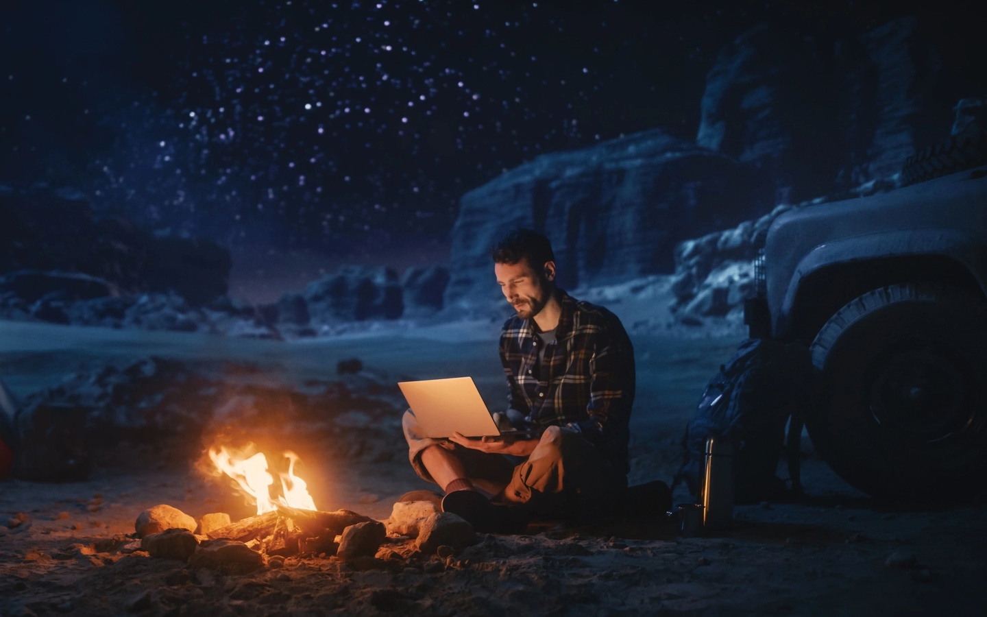 vacation trip, campfire, canyon, laptop, camping