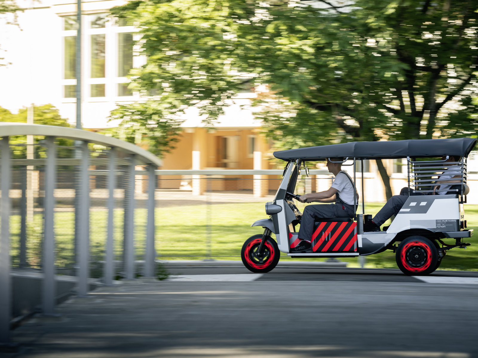 audi, germanindian start-up nunam, electric rickshaw