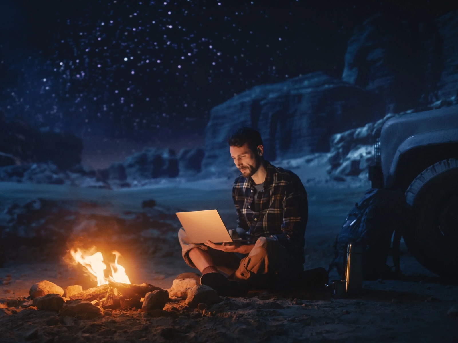 vacation trip, campfire, canyon, laptop, camping