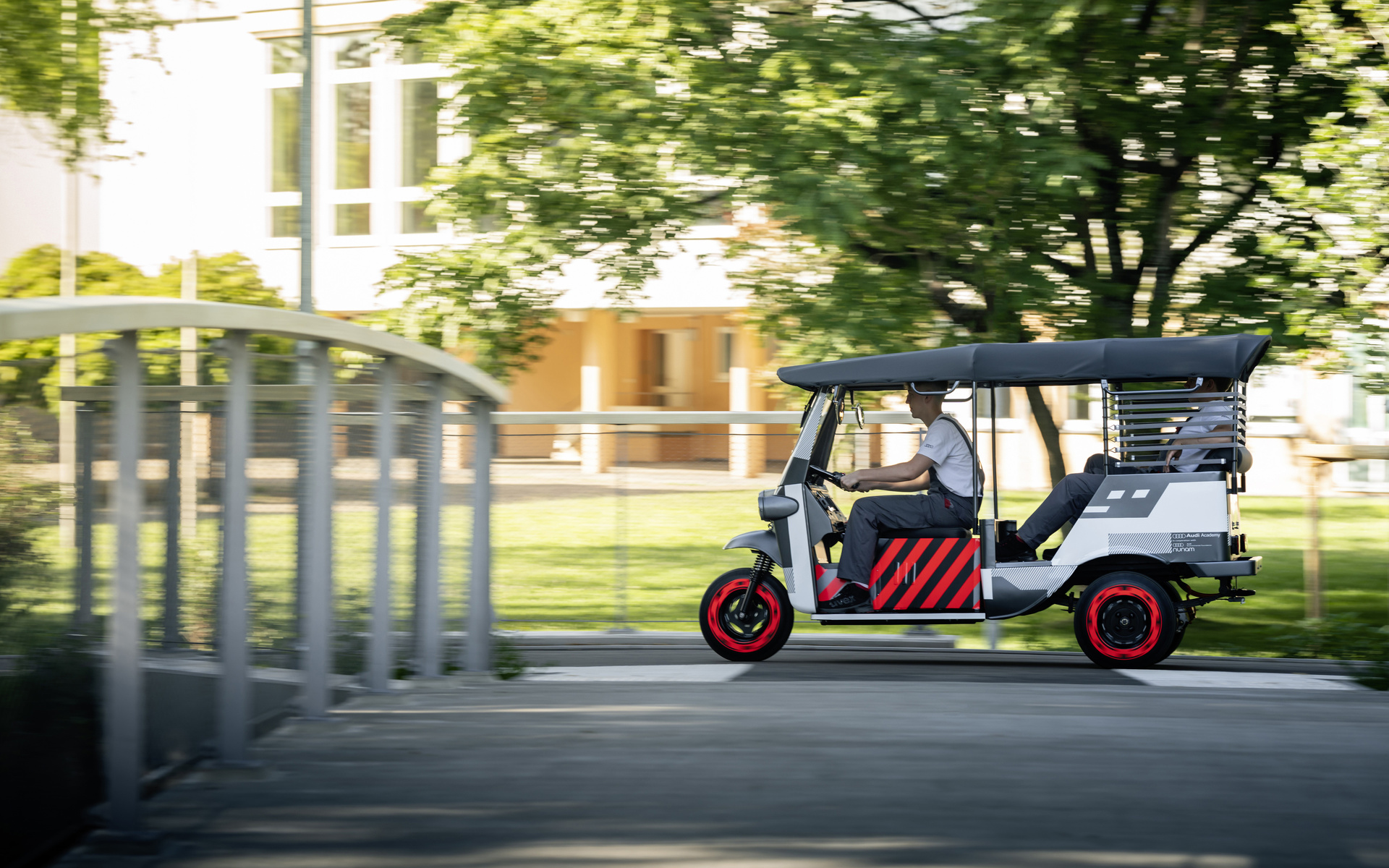 audi, germanindian start-up nunam, electric rickshaw