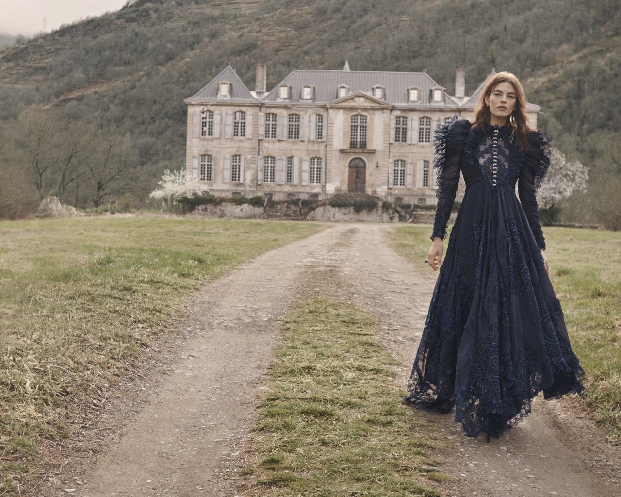 beauise ferwerda, zimmermann fall winter 2022-2023 campaign, chateau de gudanes, france