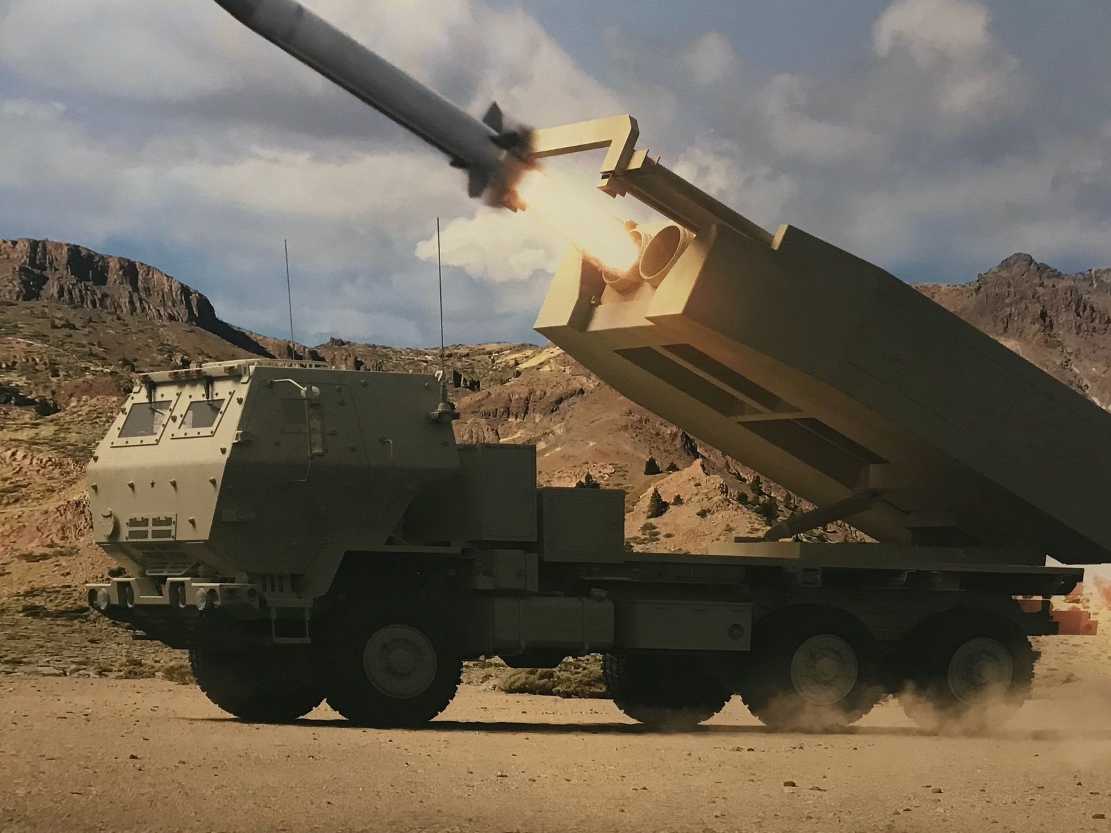 m142 himars, high mobility artillery rocket system, raytheon deepstrike missile