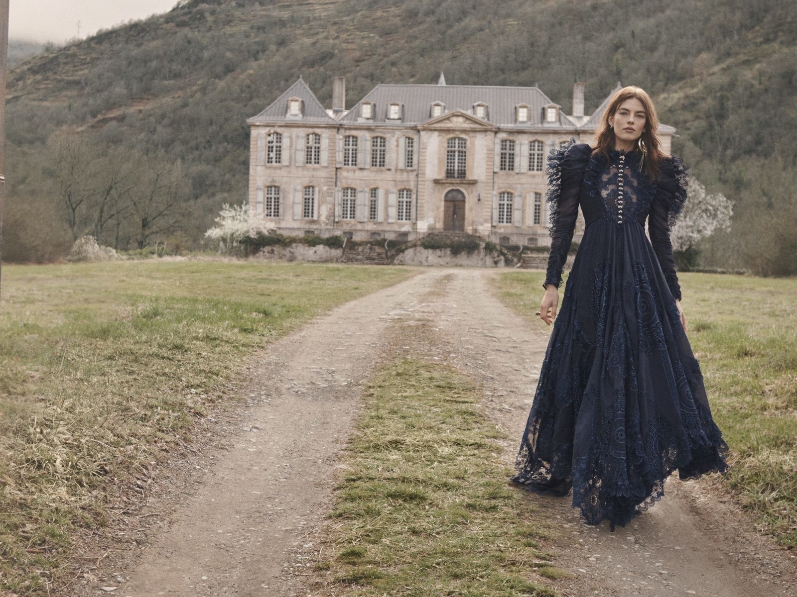 beauise ferwerda, zimmermann fall winter 2022-2023 campaign, chateau de gudanes, france