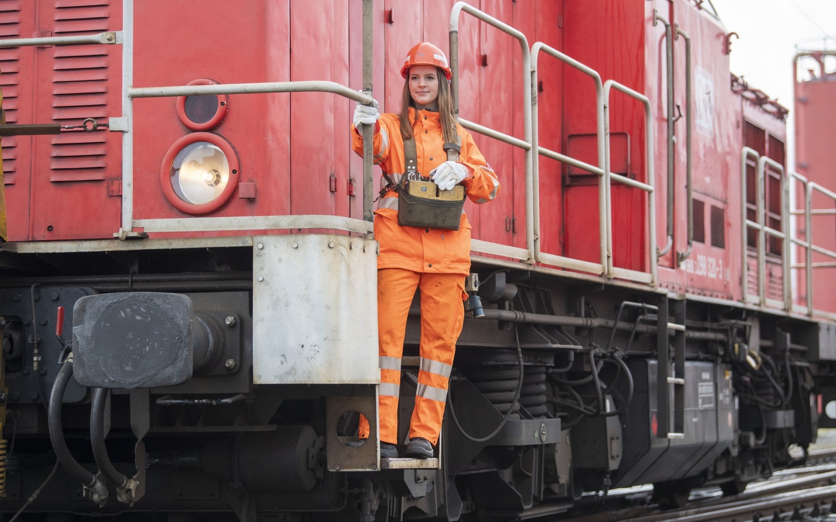 deutsche bahn, locomotive shunter, seddin marshalling yard