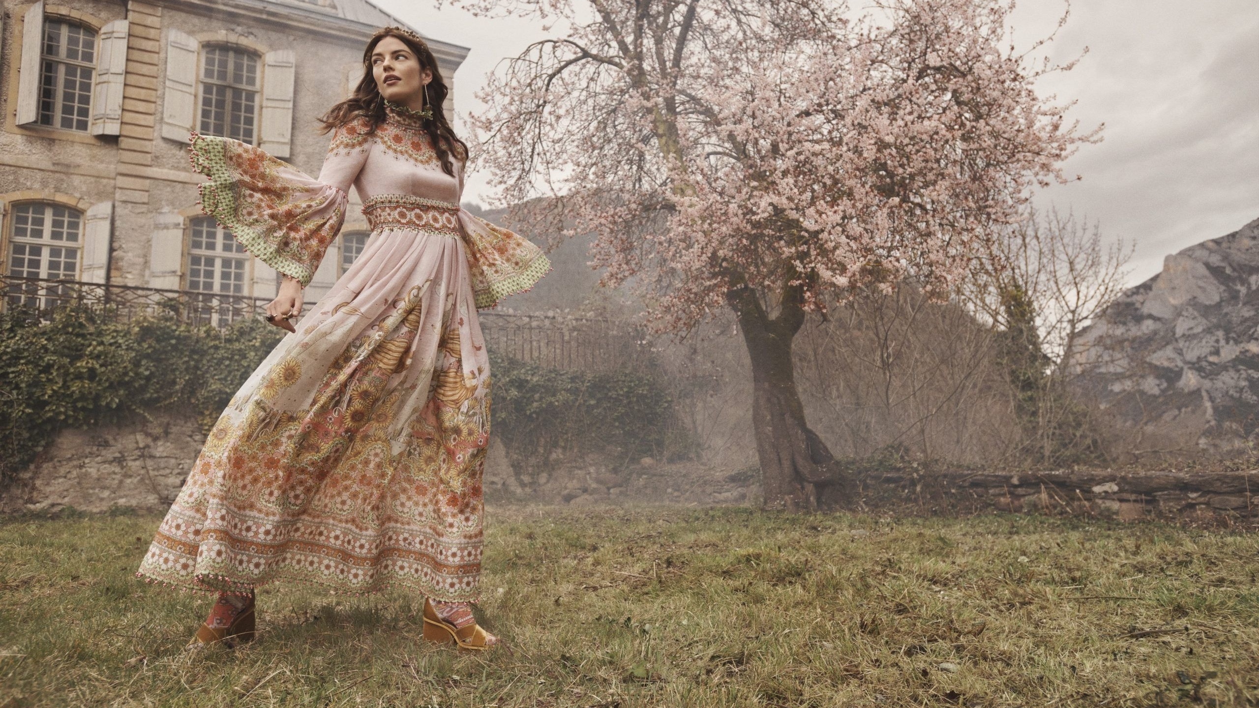 beauise ferwerda, zimmermann fall winter 2022-2023 campaign, chateau de gudanes, france