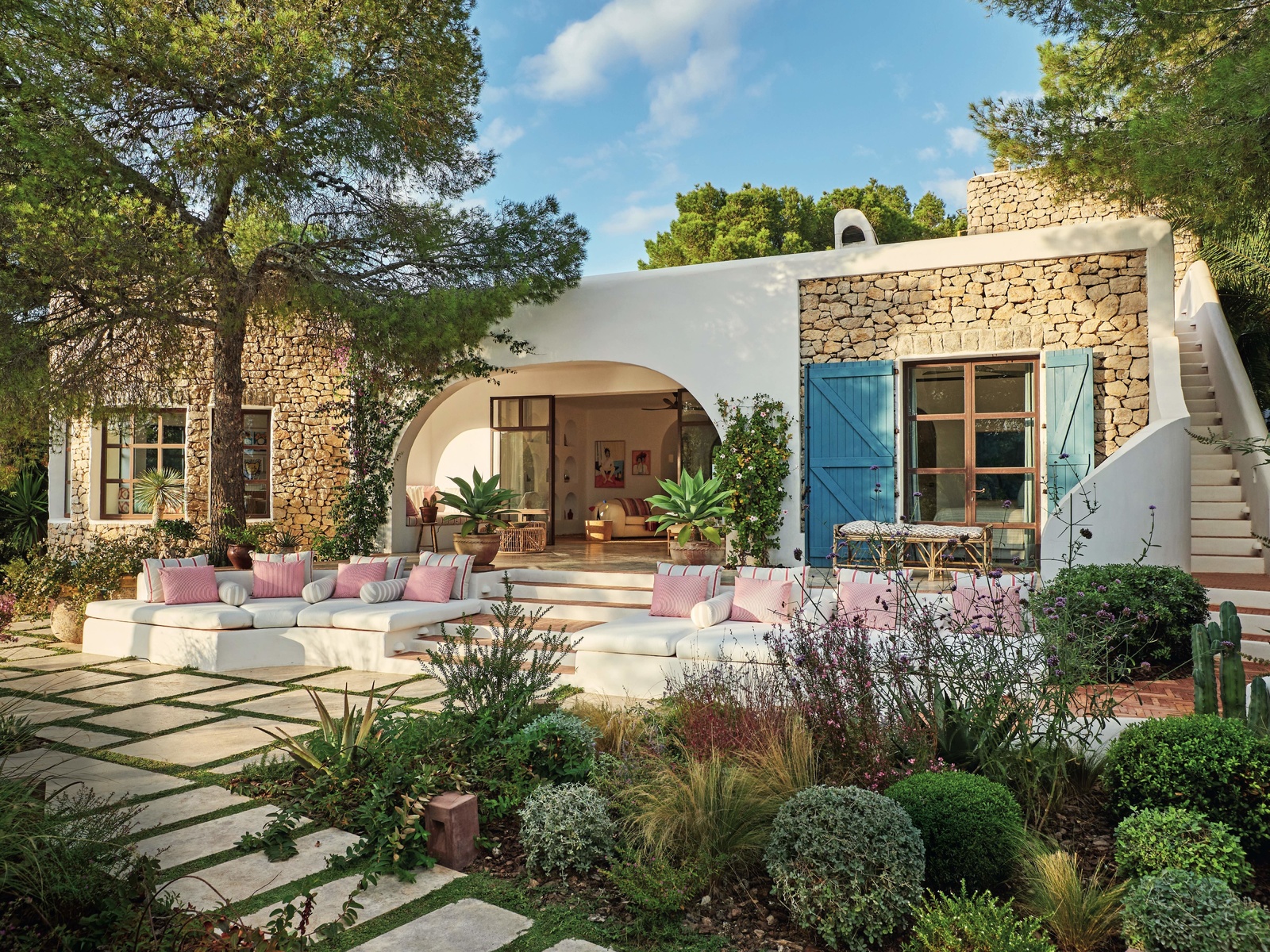 ibiza, paradisiacal villa, mediterranean garden