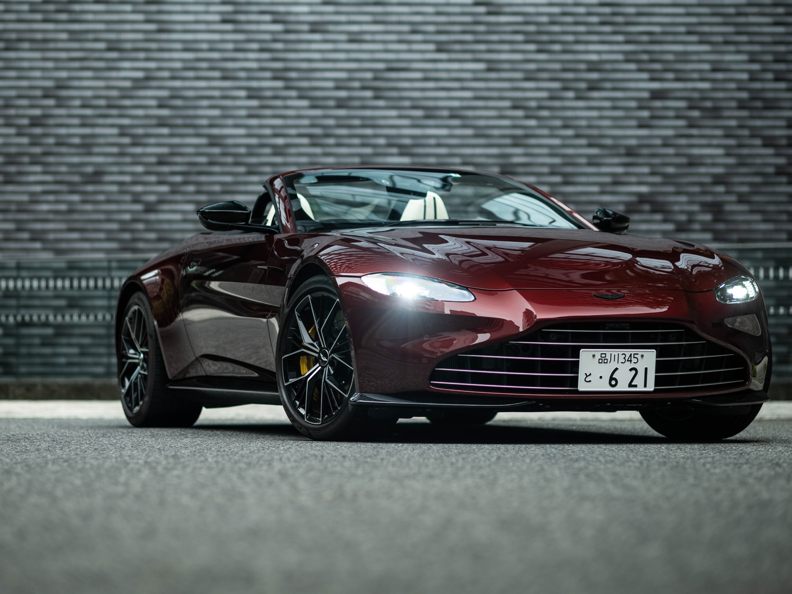 aston martin, vantage, roadster