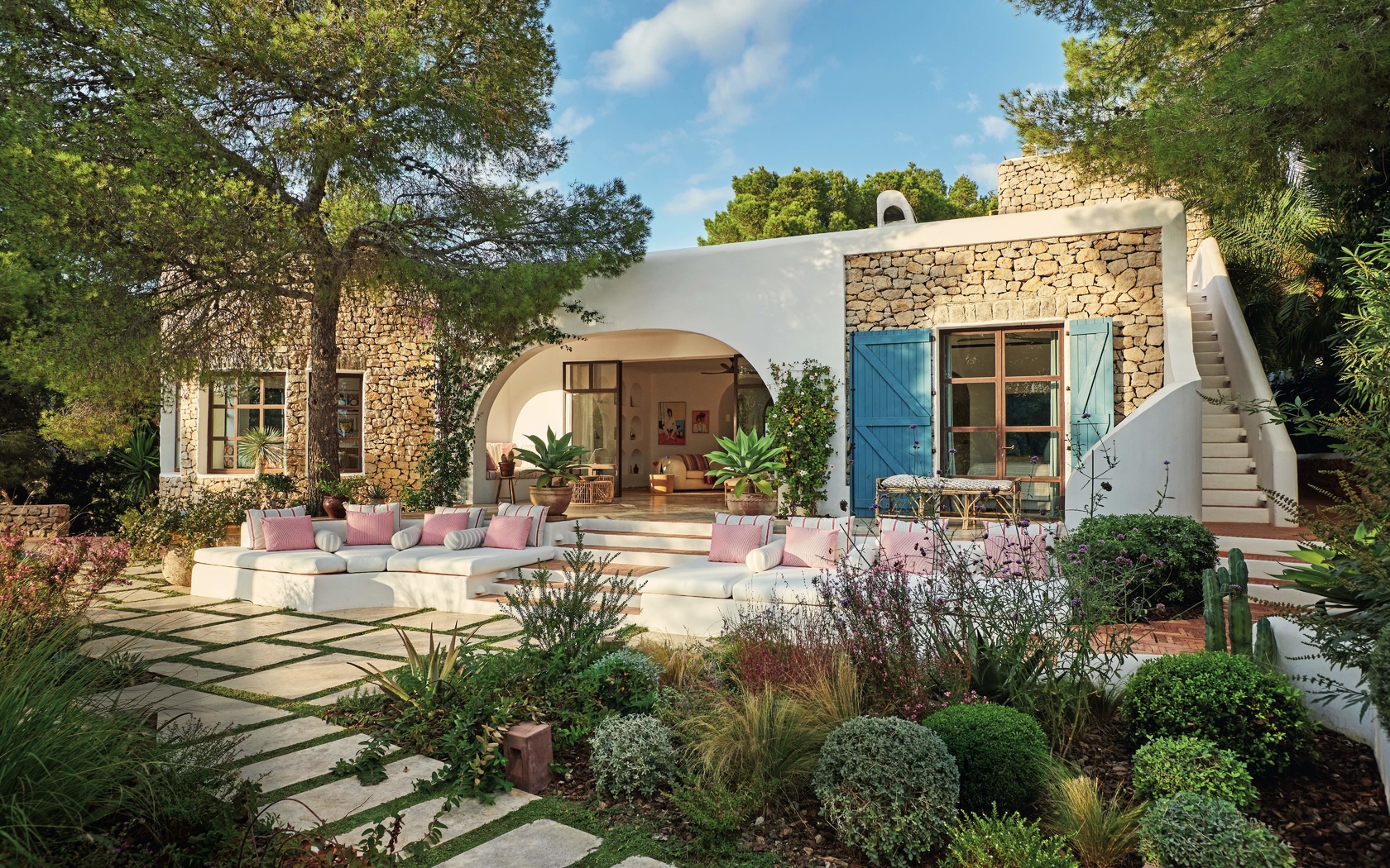 ibiza, paradisiacal villa, mediterranean garden