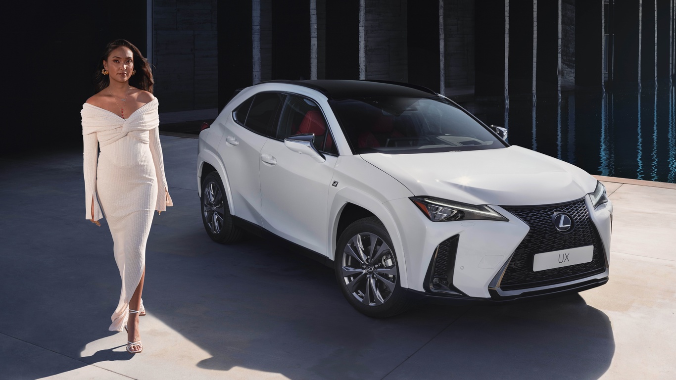 lexus, joy crookes, crossover, lexus ux 250h, suv