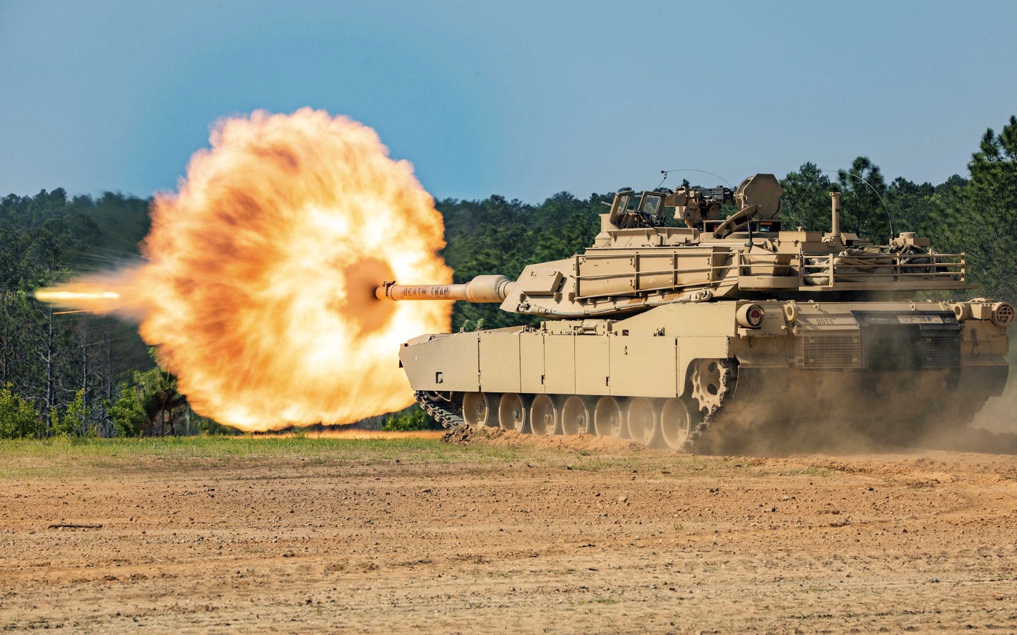 m1a2 abrams, battle tank, marine corps, hawaii