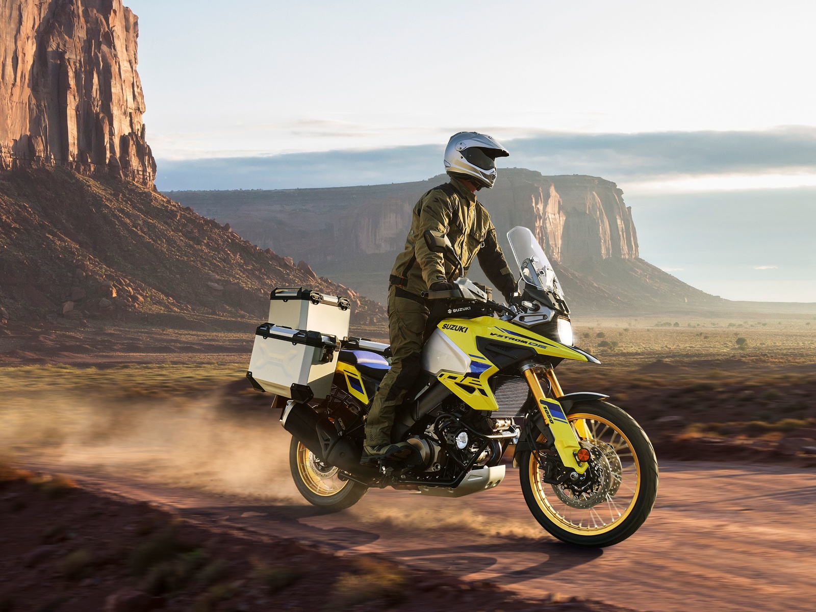 suzuki, hard-core adventure bike, suzuki v-strom 1050 de