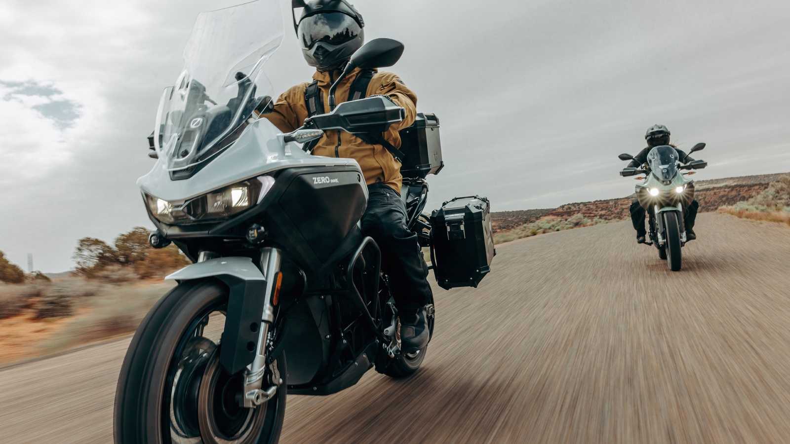 zero motorcycles, all-electric adventure bike, zero dsr x