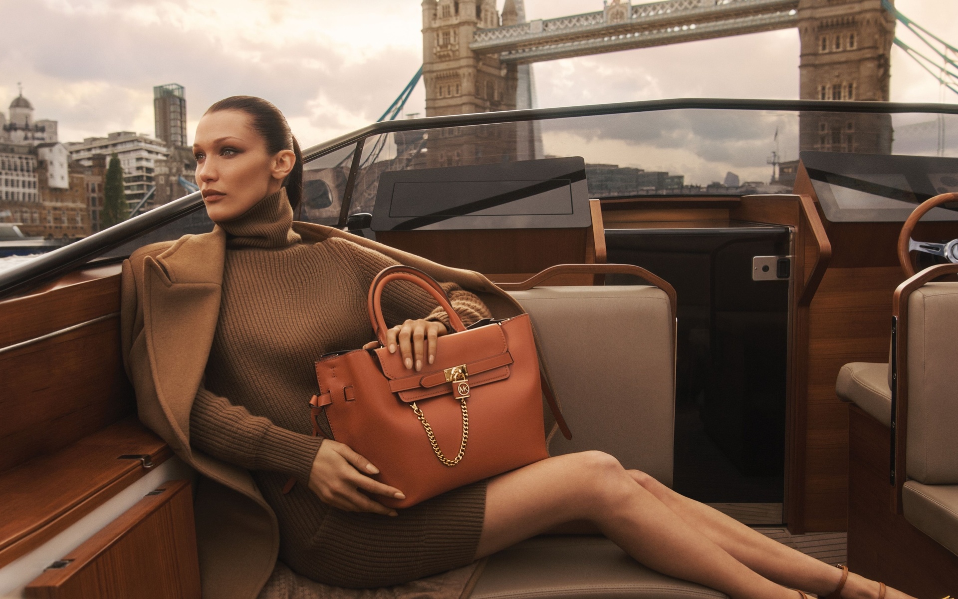 michael kors, 2022 autumn winter collection, bella hadid