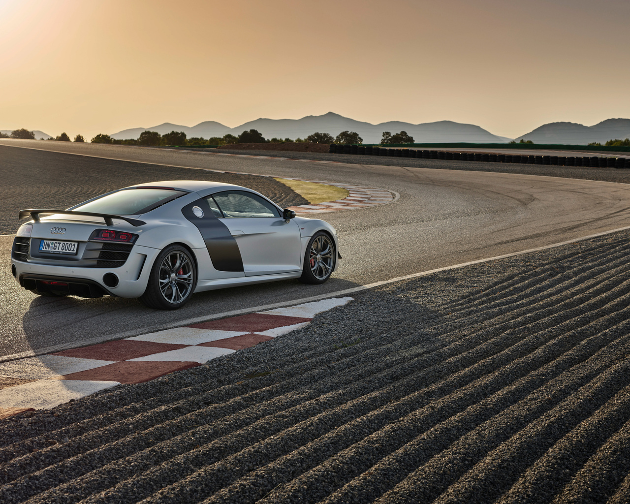 audi, mid-engine 2-seater sports car, 2023, audi r8 gt coupe