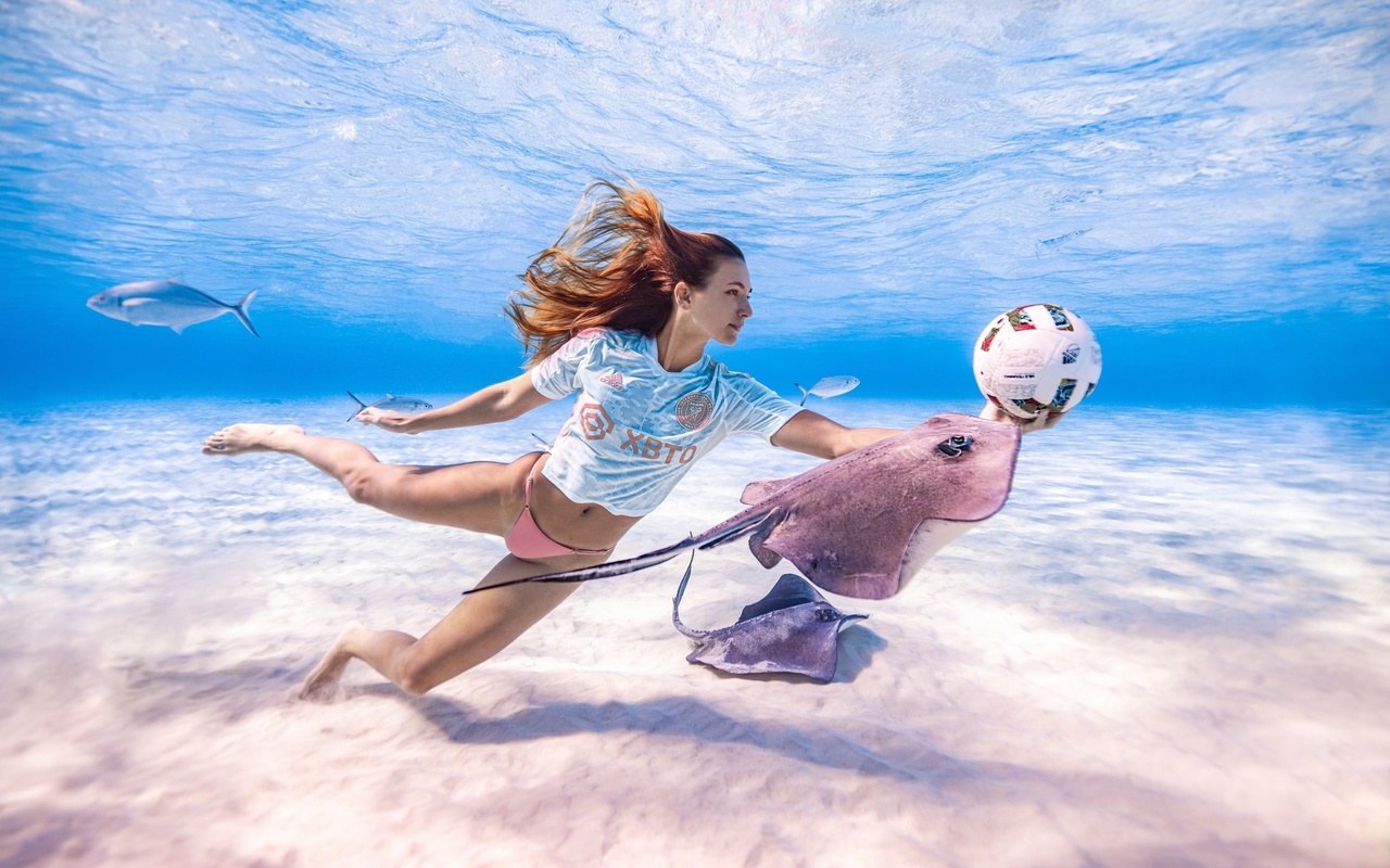 stingrays, cayman islands, coral tomascik, adidas