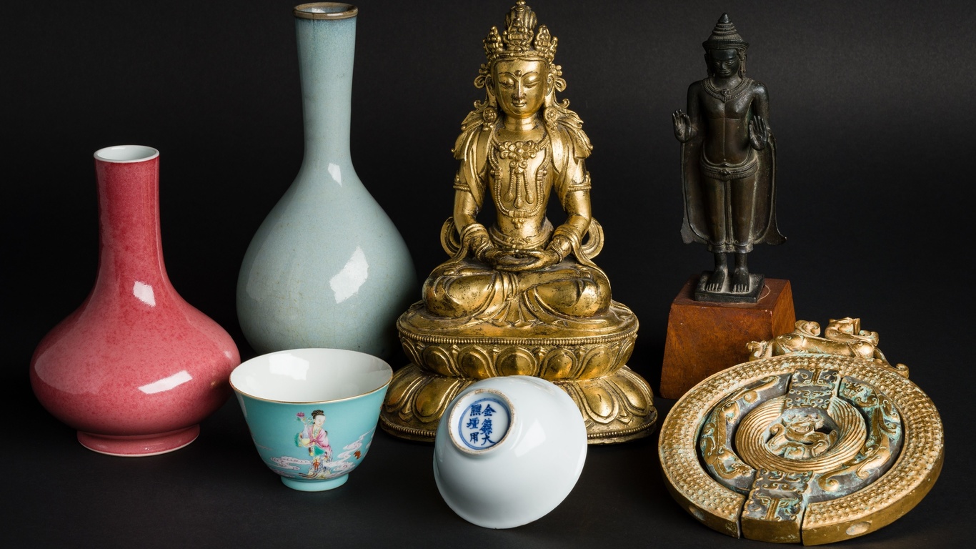 asian art, porcelain, bronze statuettes, antiquities