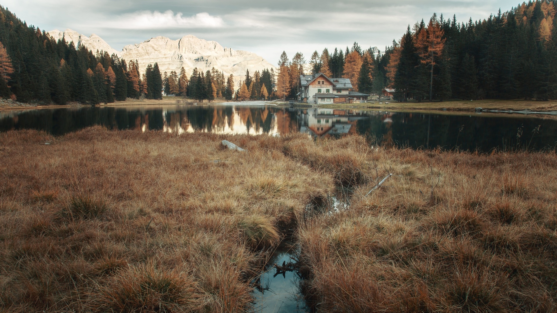 autumn, lake nambino, trentino, northern italy