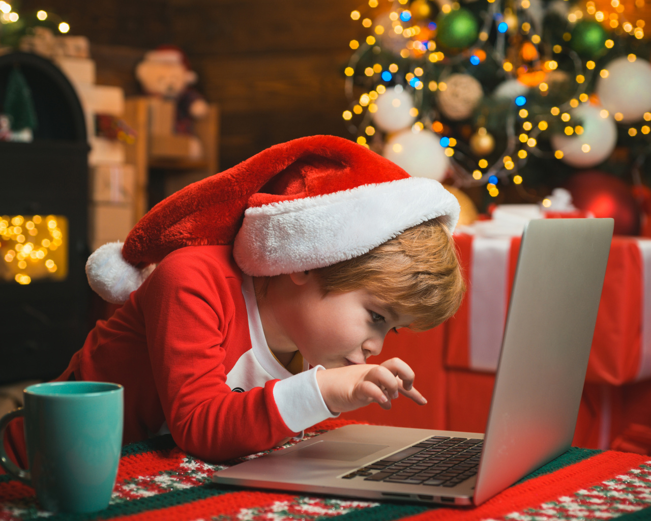 laptop, letter for santa, christmas