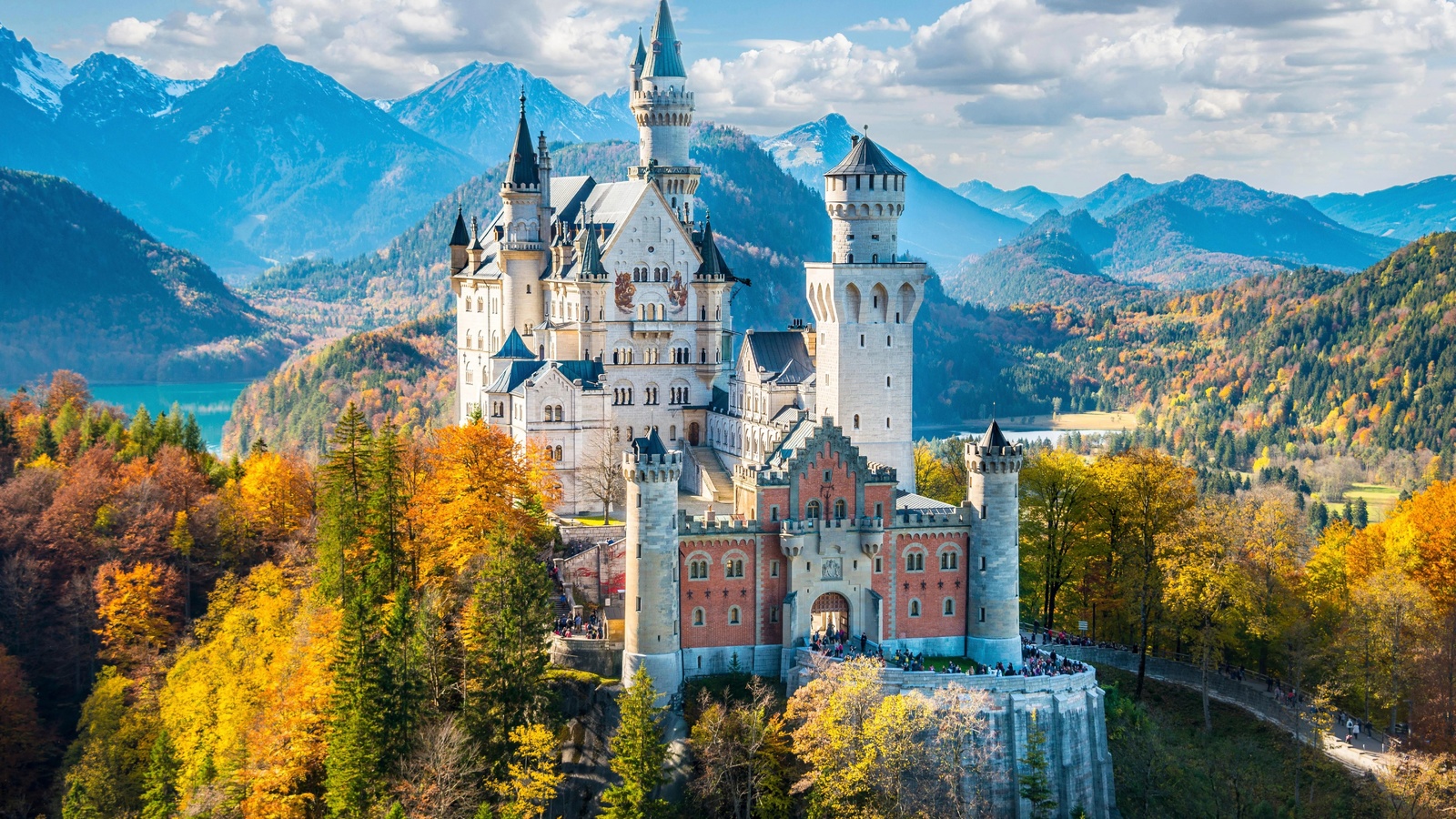 neuschwanstein castle, southern bavarian, autumn, germany