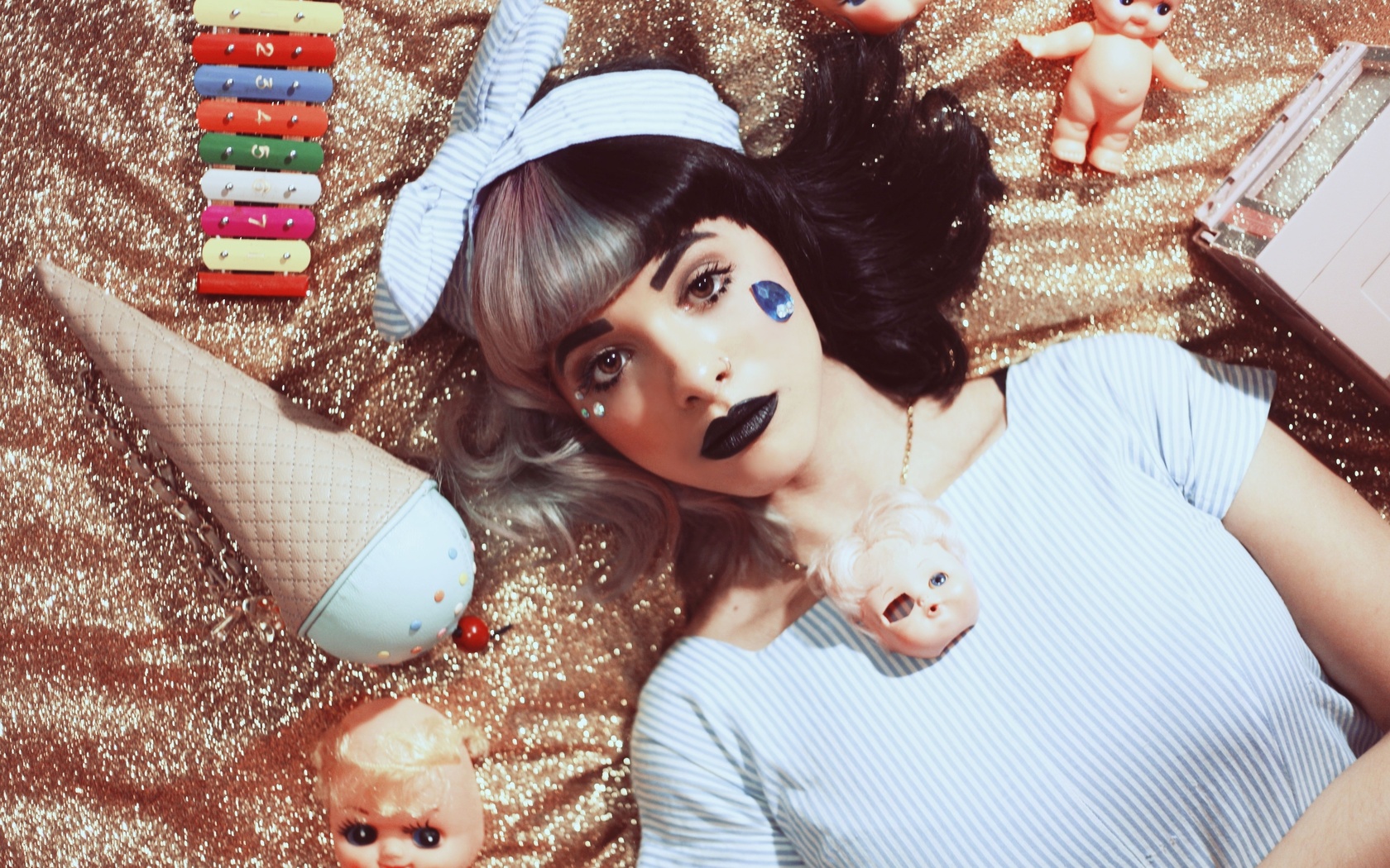 melanie martinez, singer, electropop, alternative pop