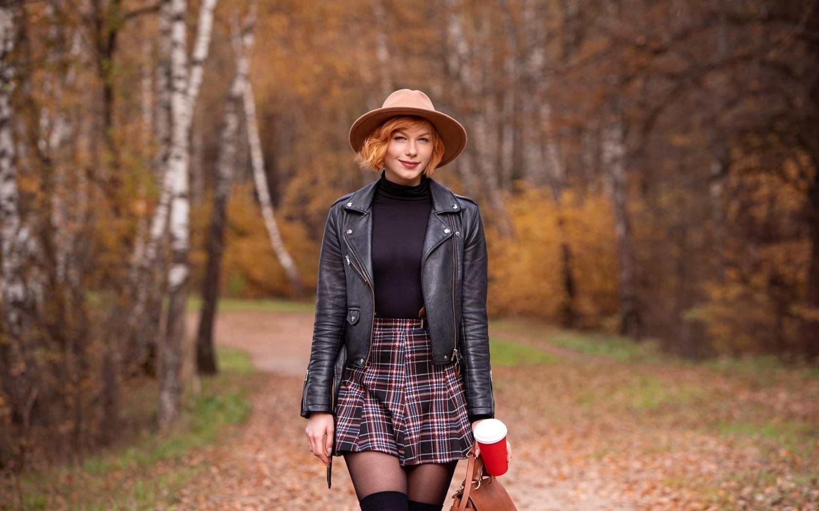 anastasia zhilina, redhead, women, model, women outdoors, leather jacket, skirt, plaid skirt, pantyhose, autumn, hat