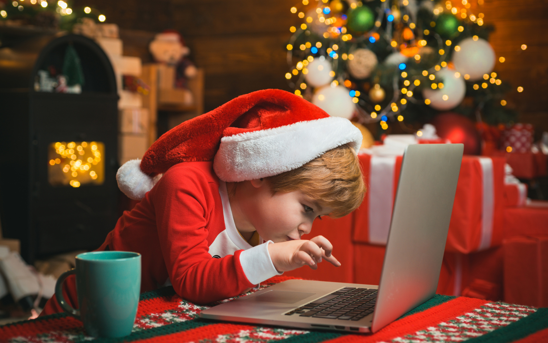 laptop, letter for santa, christmas