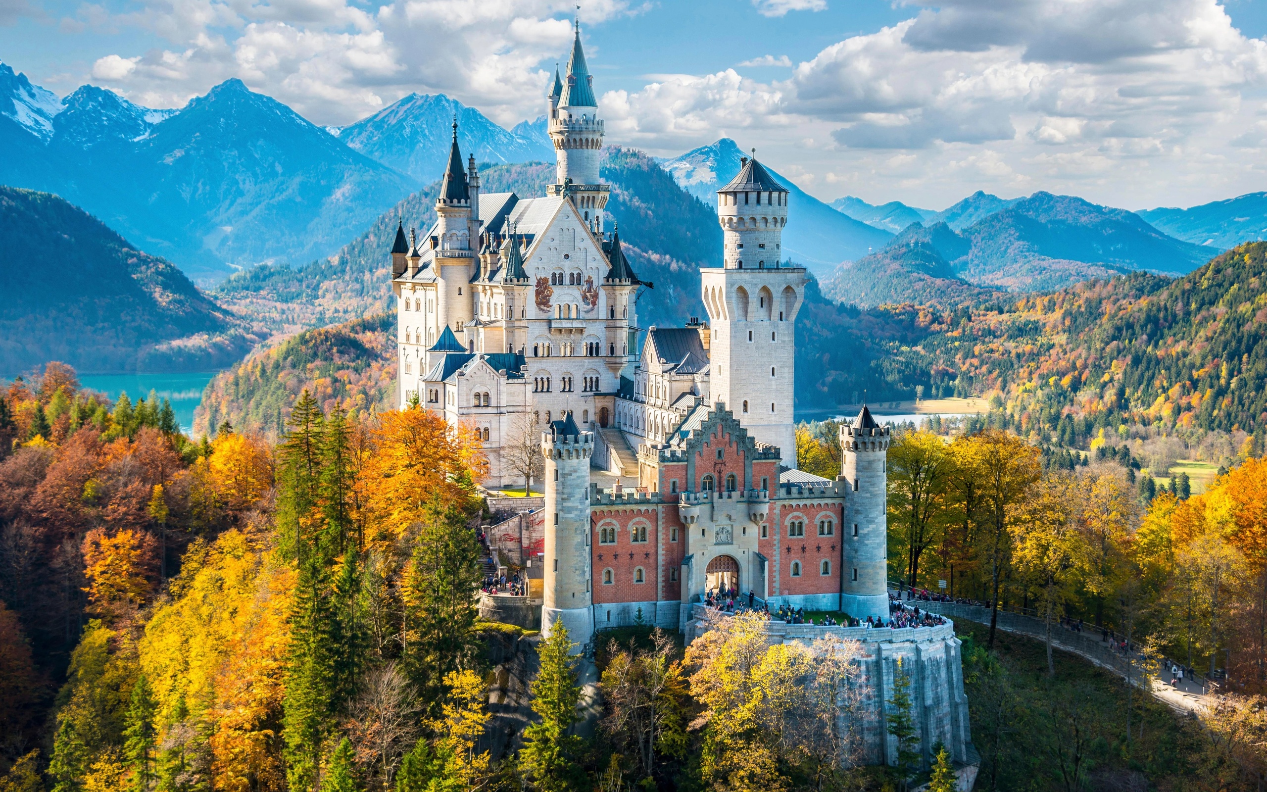 neuschwanstein castle, southern bavarian, autumn, germany