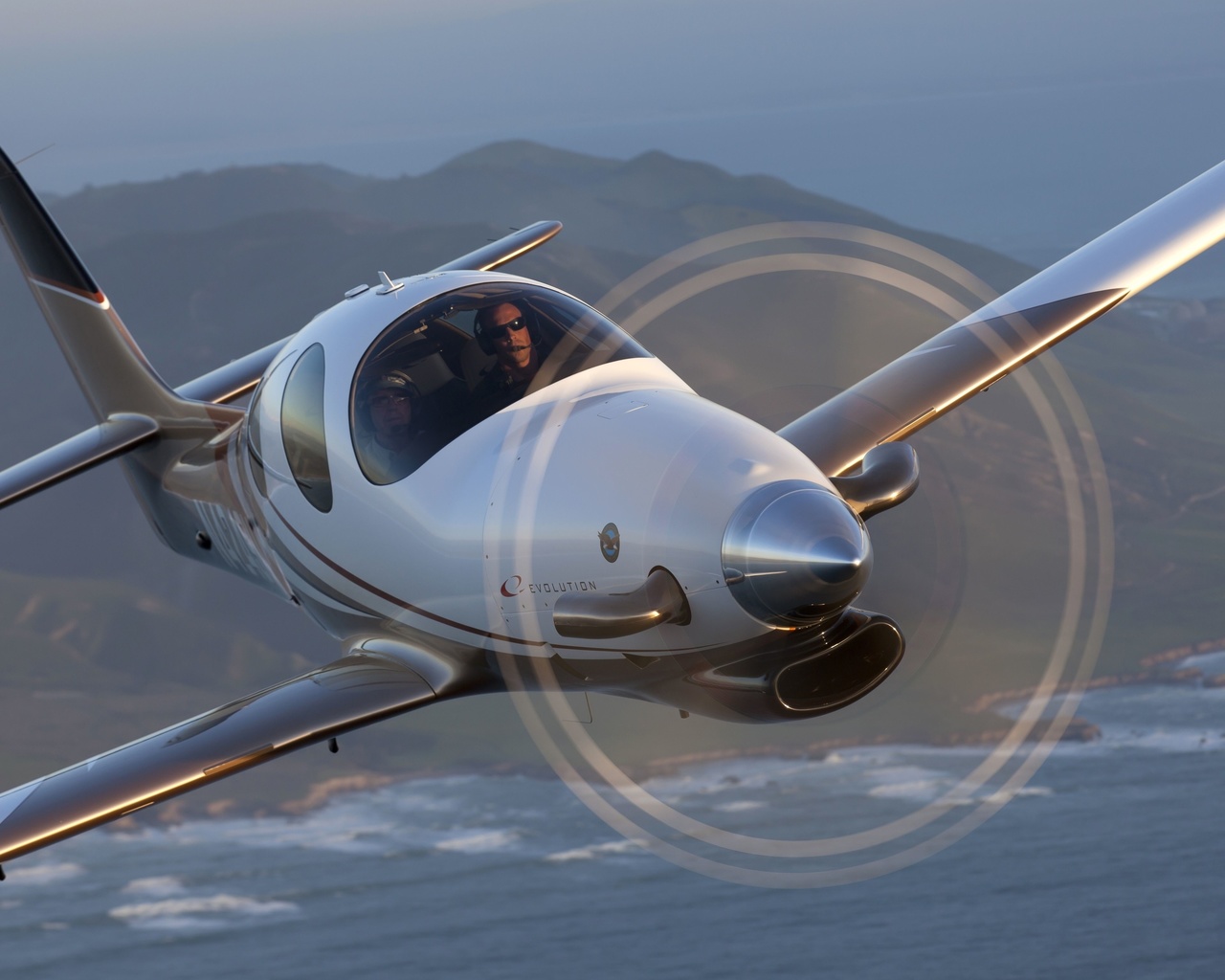 evolution evot - 750, low-wing airplane, evolution aircraft