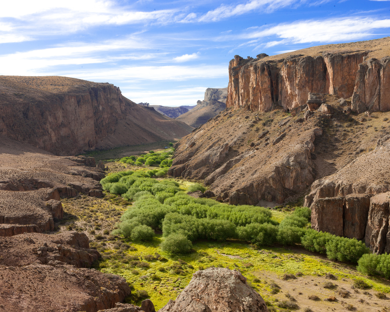 pinturas river canyon, santa cruz, argentina