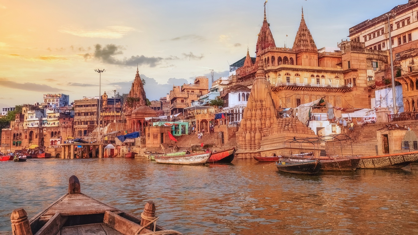 ganga river, varanasi, north india