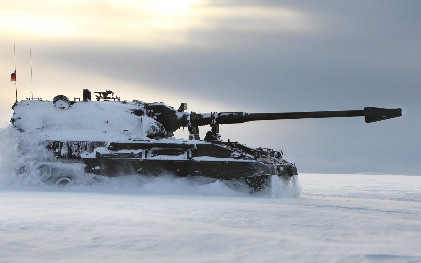 panzerhaubitze 2000, 155 mm self-propelled howitzer, winter