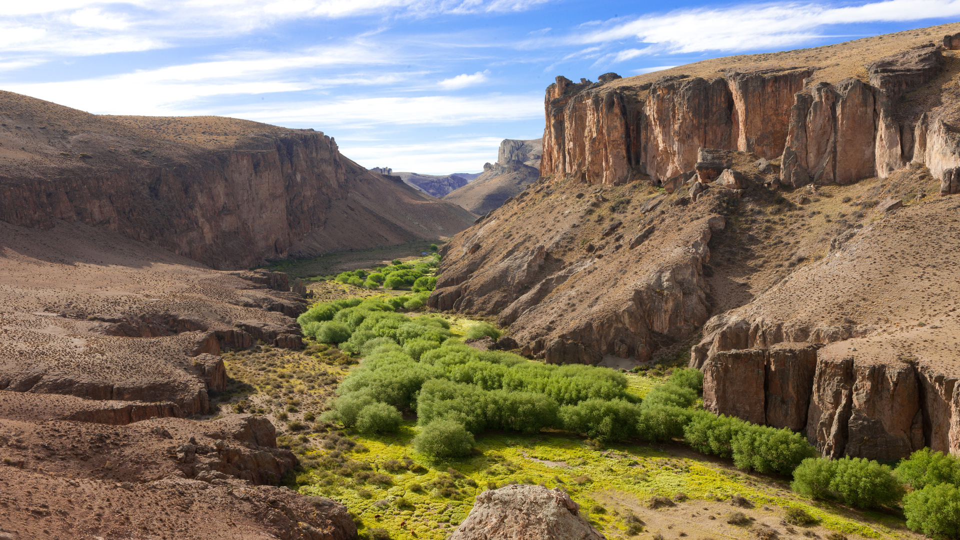 pinturas river canyon, santa cruz, argentina