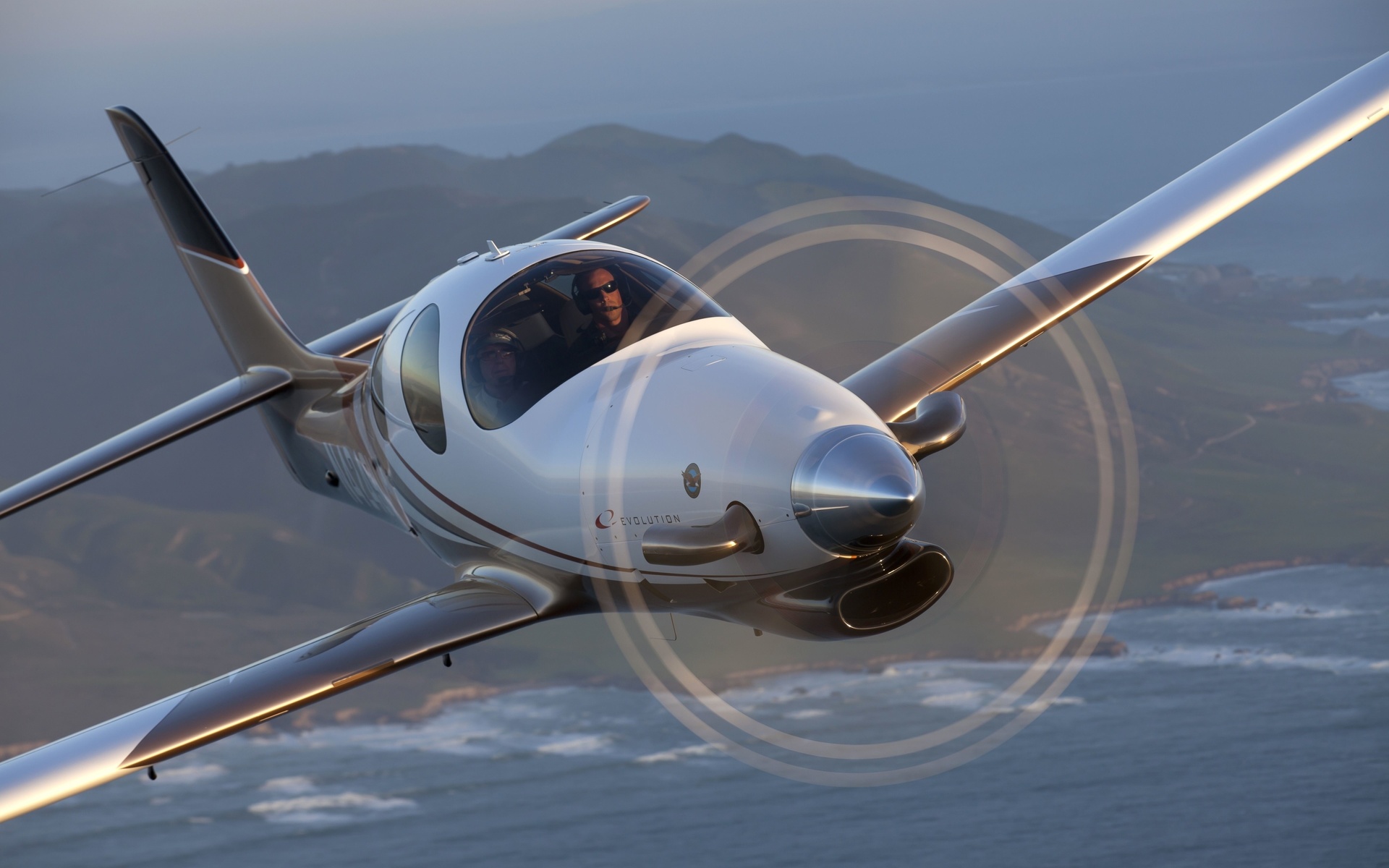 evolution evot - 750, low-wing airplane, evolution aircraft