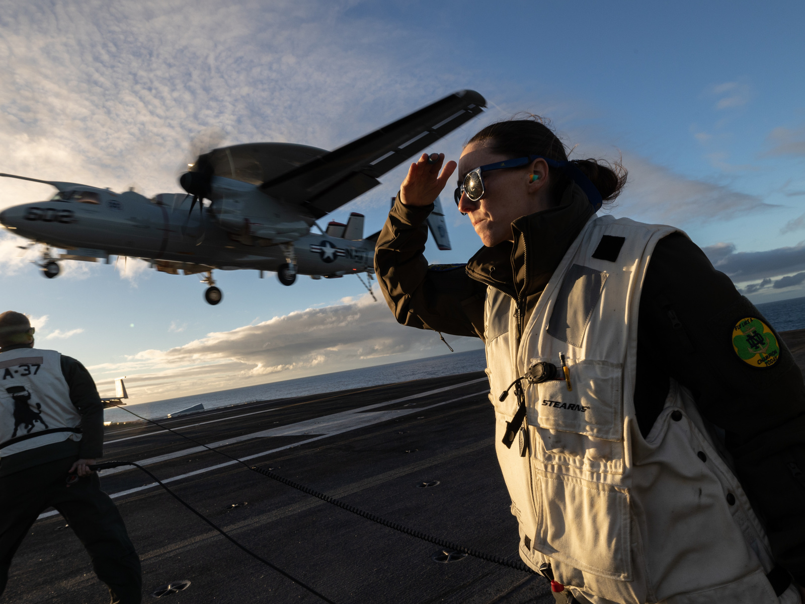 uss gerald r ford, grumman e-2 hawkeye, all-weather carrier-capable tactical airborne