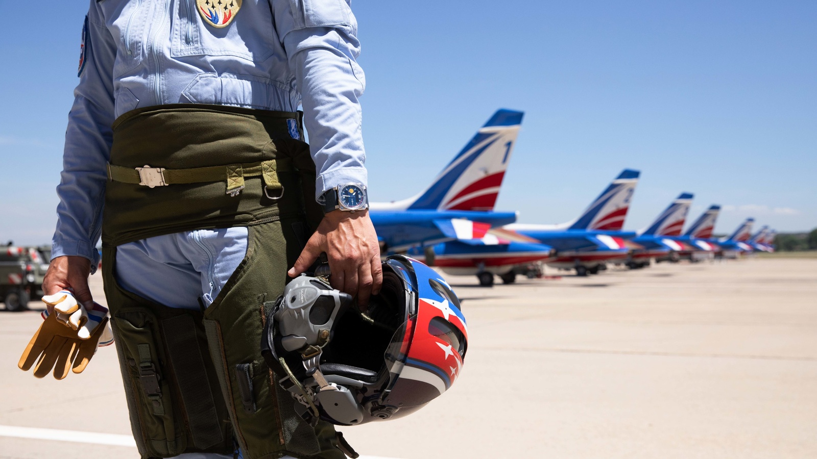 br 03 type a patrouille de france, french air, black ceramic chronograph, dornier alpha jet