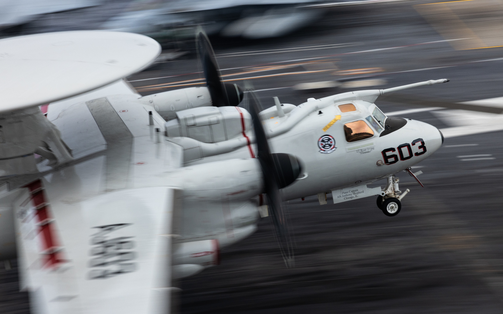 uss gerald r ford, grumman e-2 hawkeye, all-weather carrier-capable tactical airborne