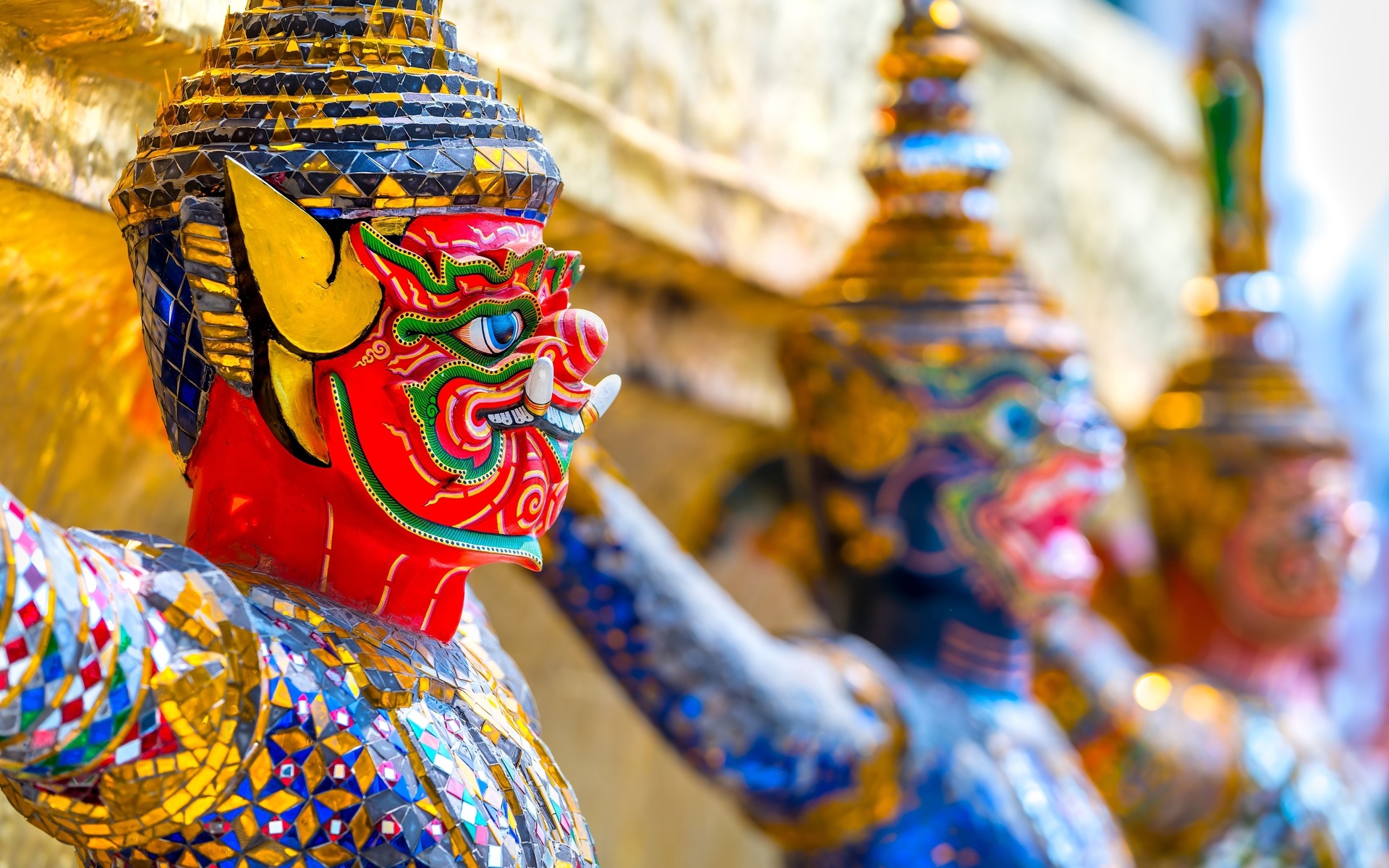 temple of the emerald buddha, wat phra kaew, buddhism, bangkok, thailand