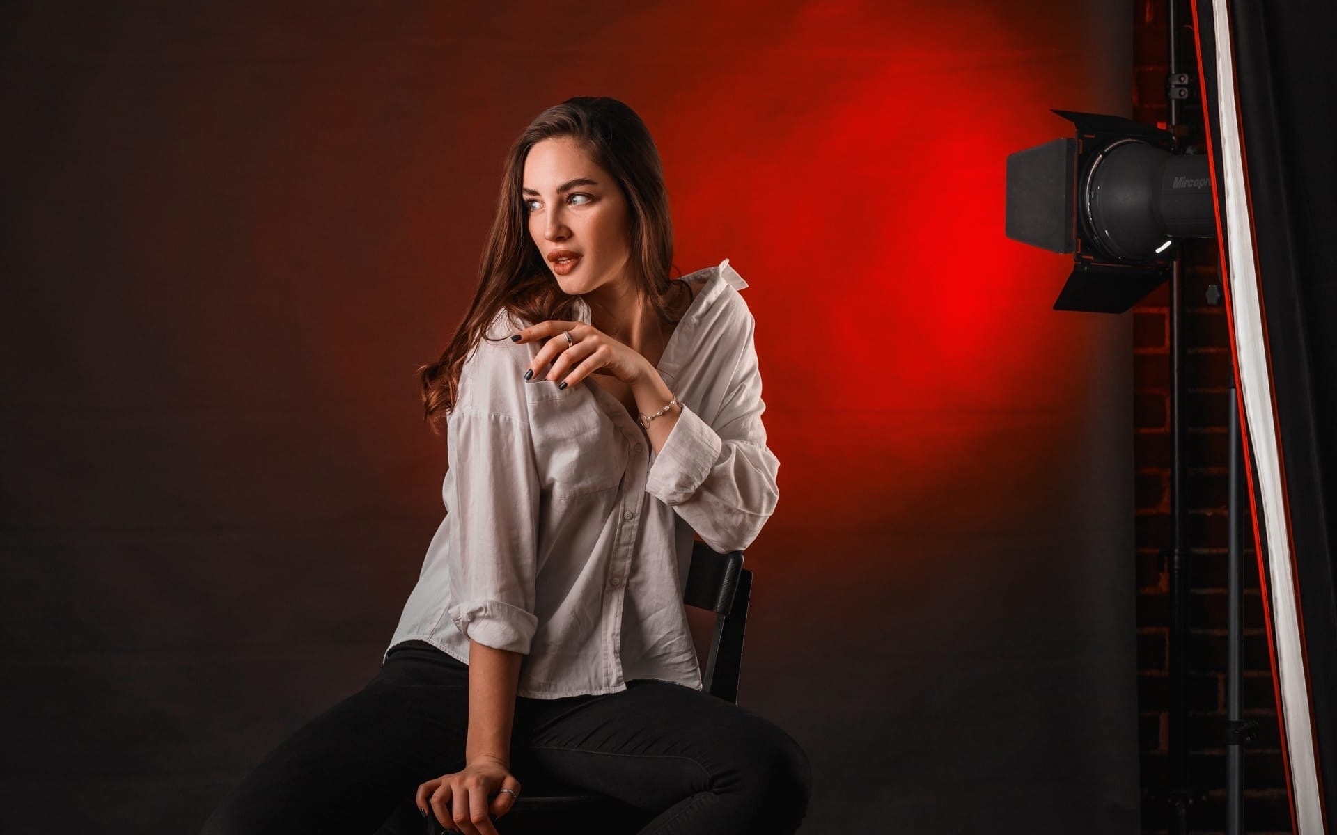 women, brunette, women indoors, model, studio, chair, jeans, black jeans, white shirt, shirt