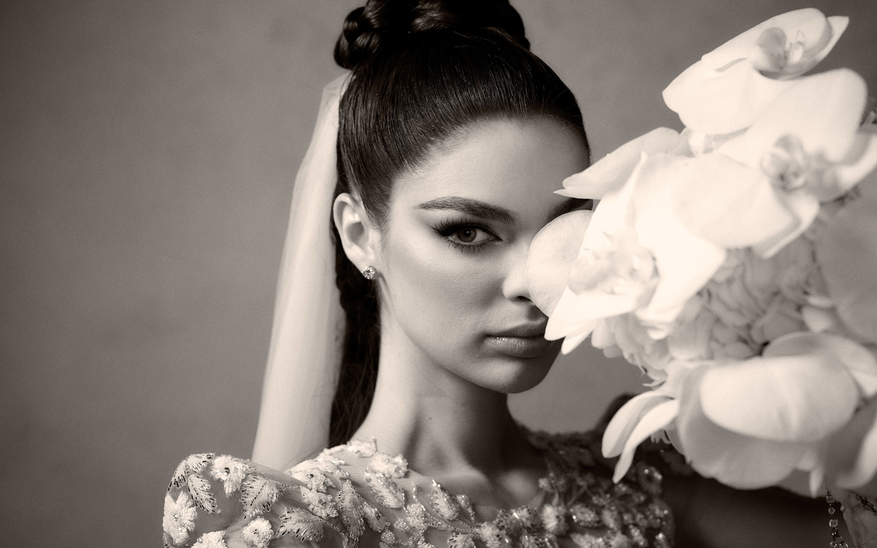 fashion model, nadia ferreira, wedding dress