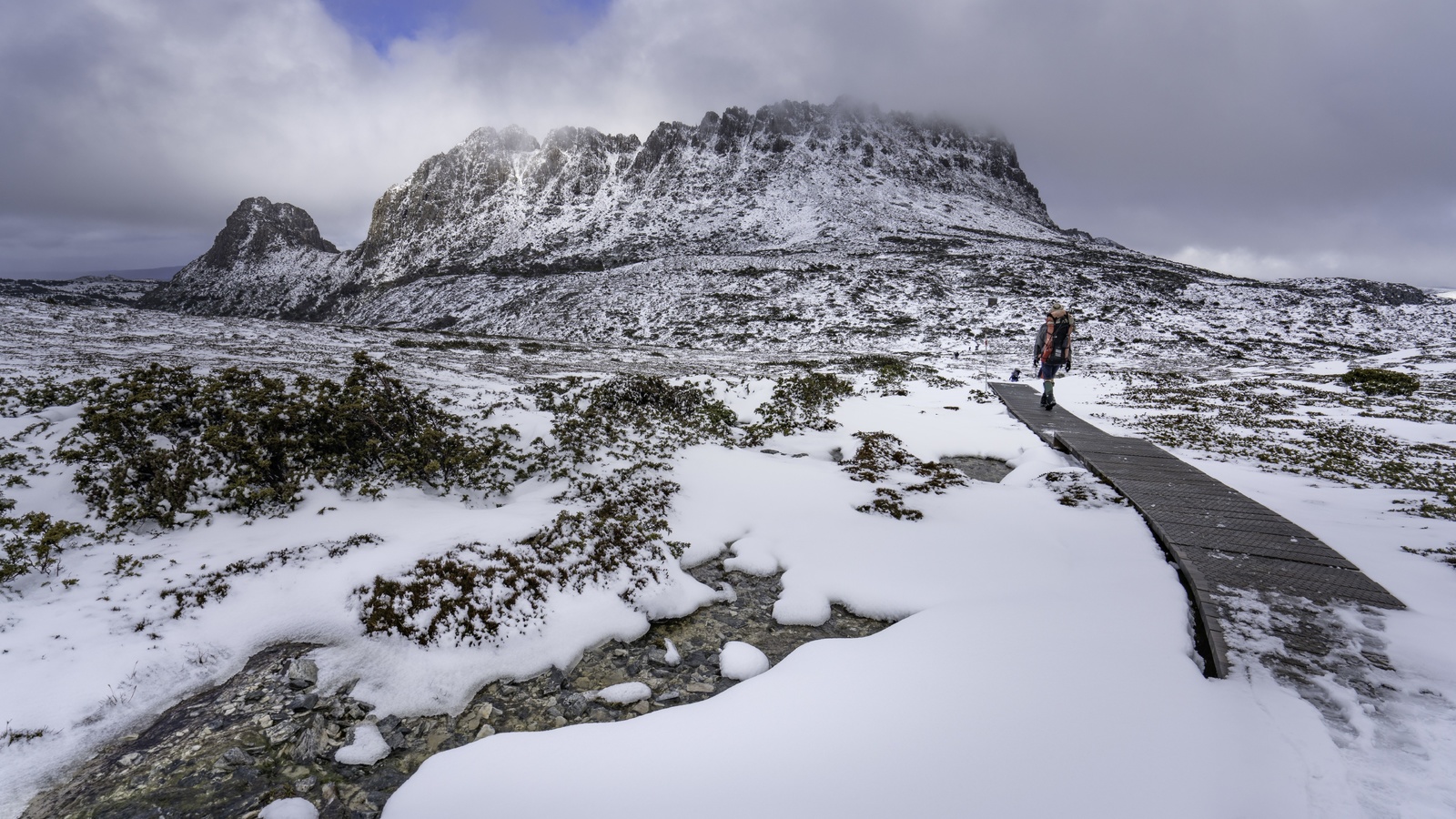 winter, overland track, cradle mountain-lake st clair national park, cradle mountain, tasmania