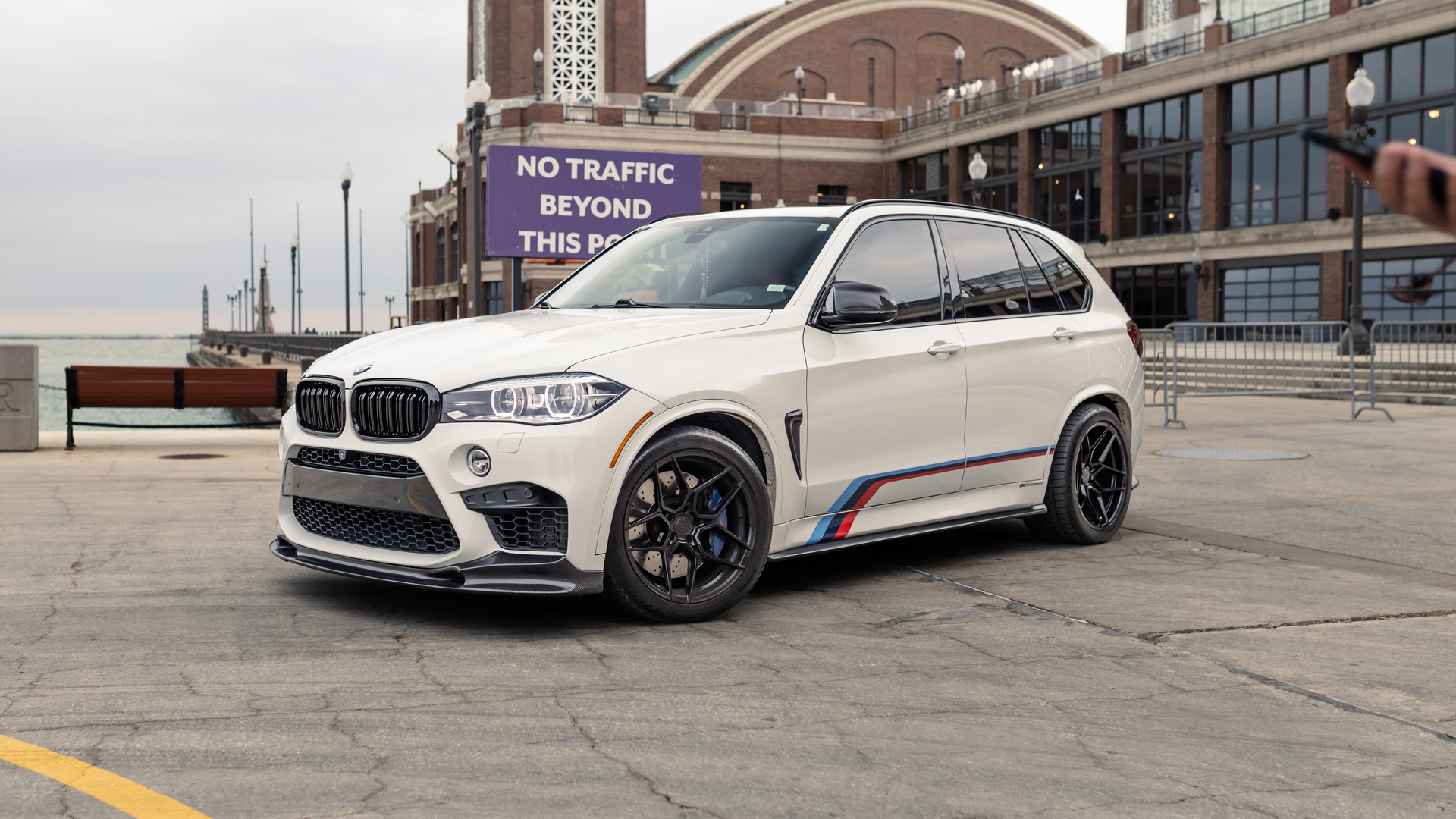 bmw, bmw x5m, x5m, white, m perfomance