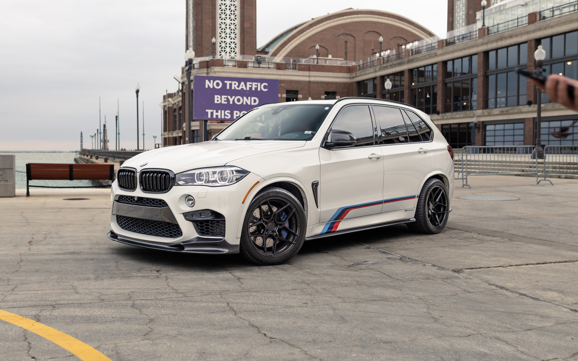 bmw, bmw x5m, x5m, white, m perfomance