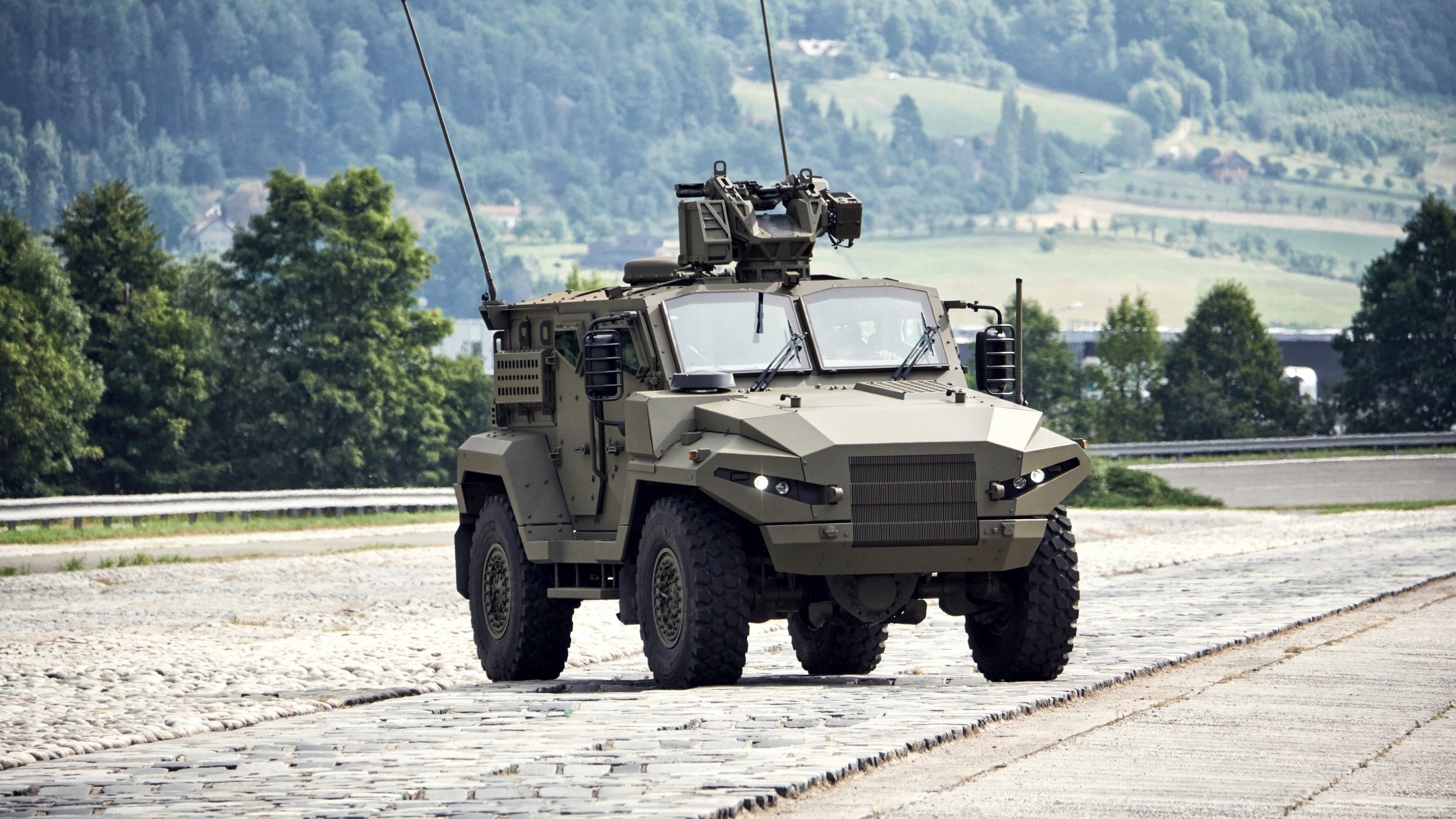 patriot, armored wheeled combat vehicle, excalibur army