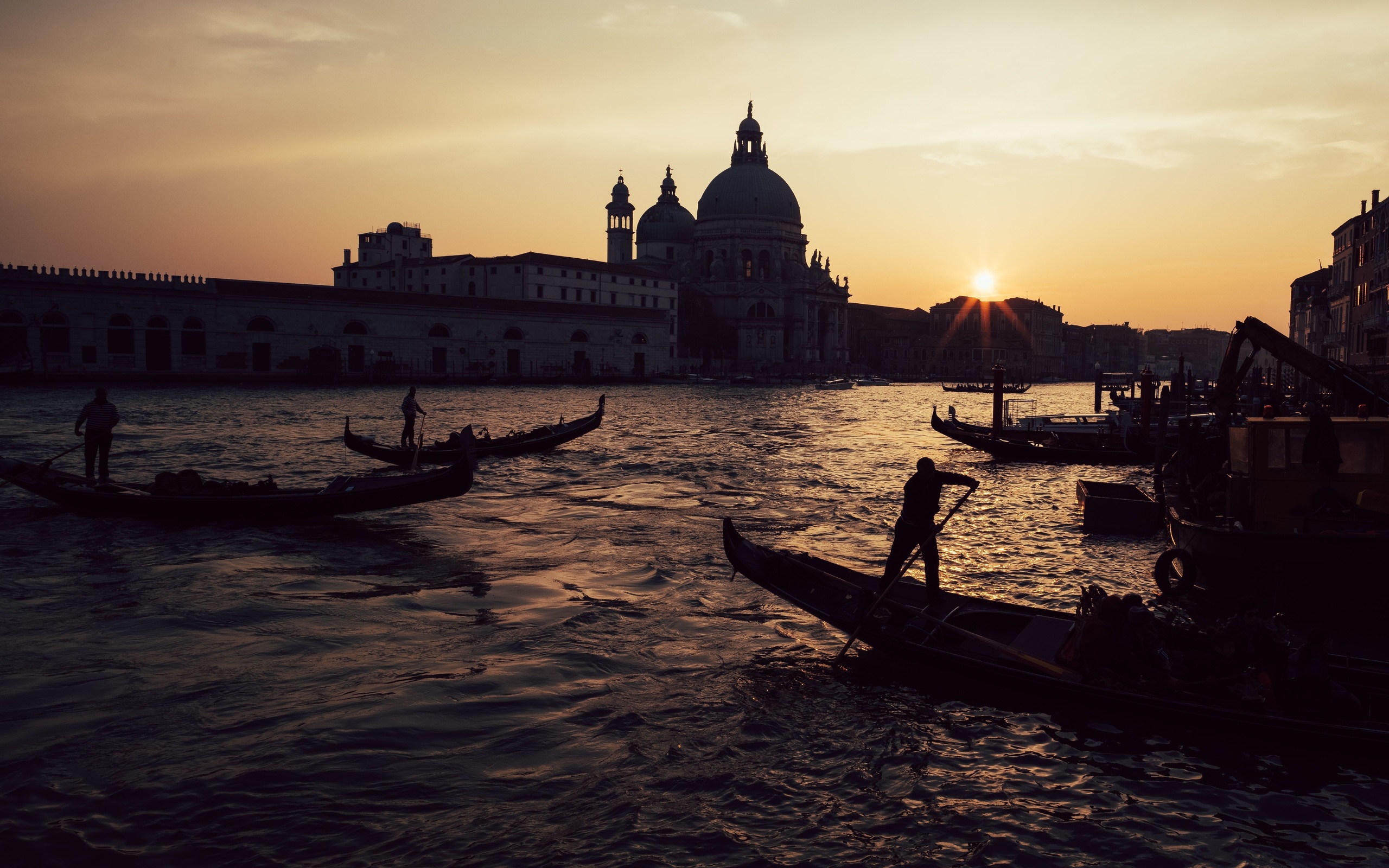 gondola, basilica santa maria della salute, venice, italy