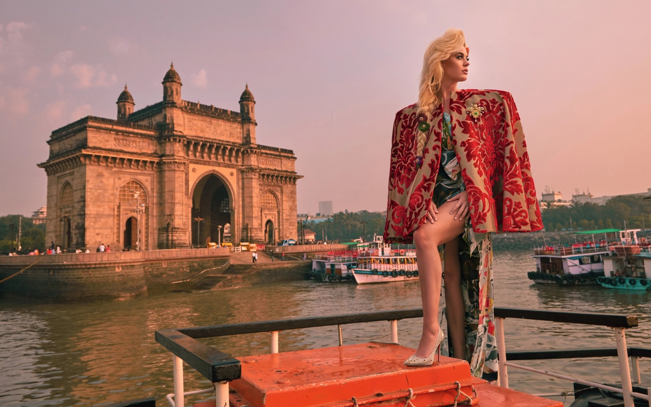 arch monument, gateway of india, mumbai