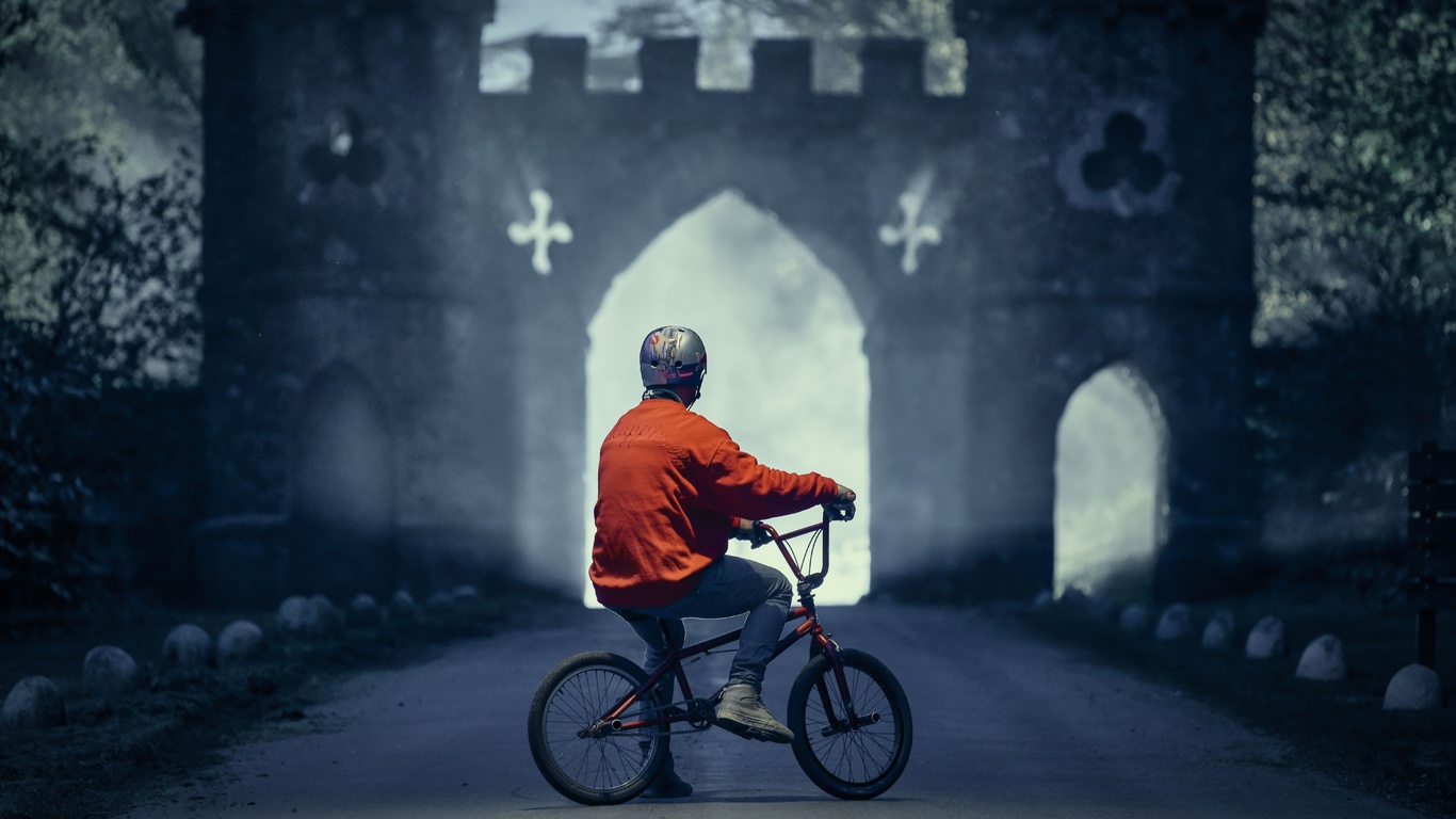 riding thrones, red bull, northern ireland