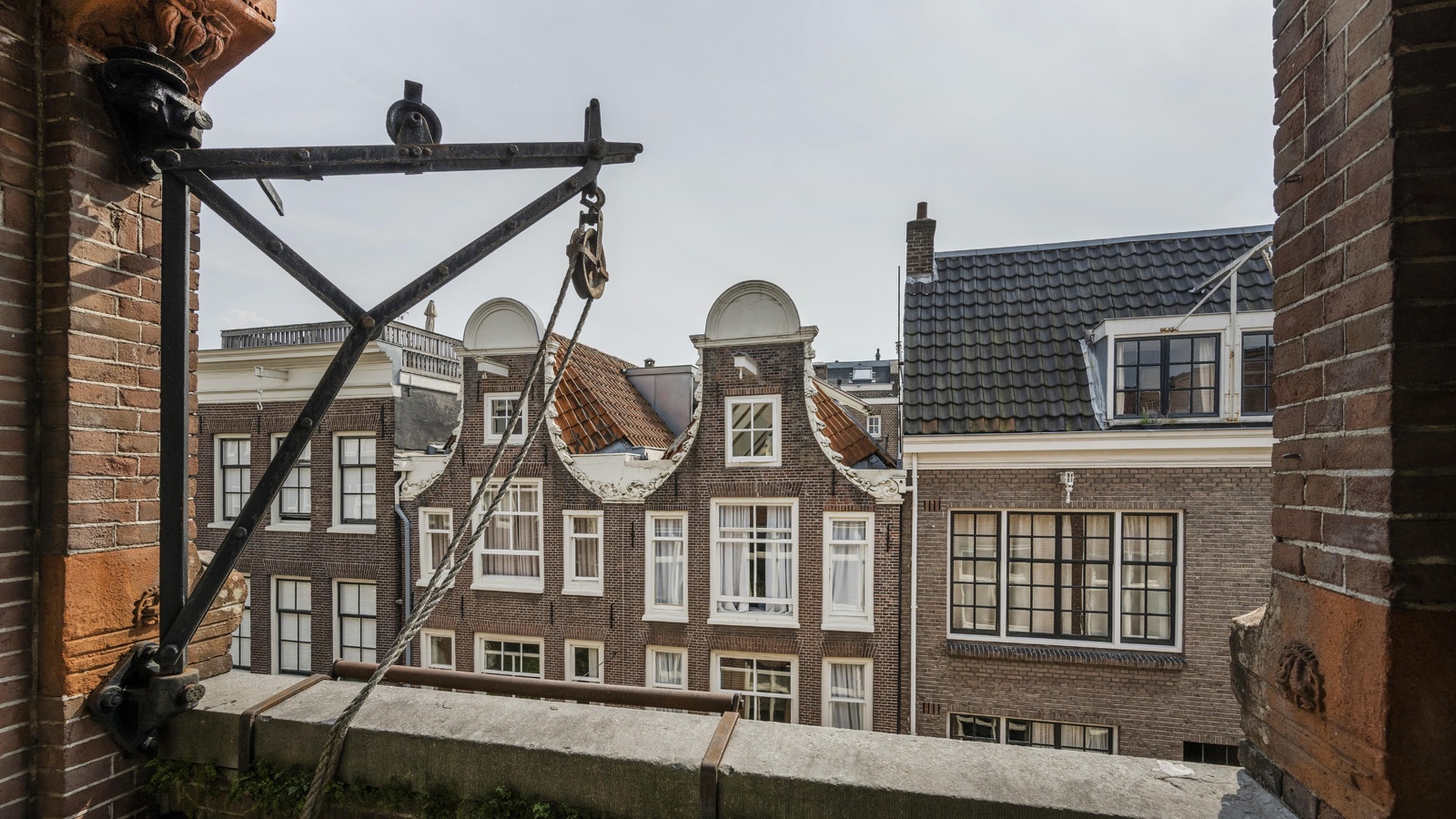 nieuwe looiersdwarsstraat, grachtengordel, amsterdam