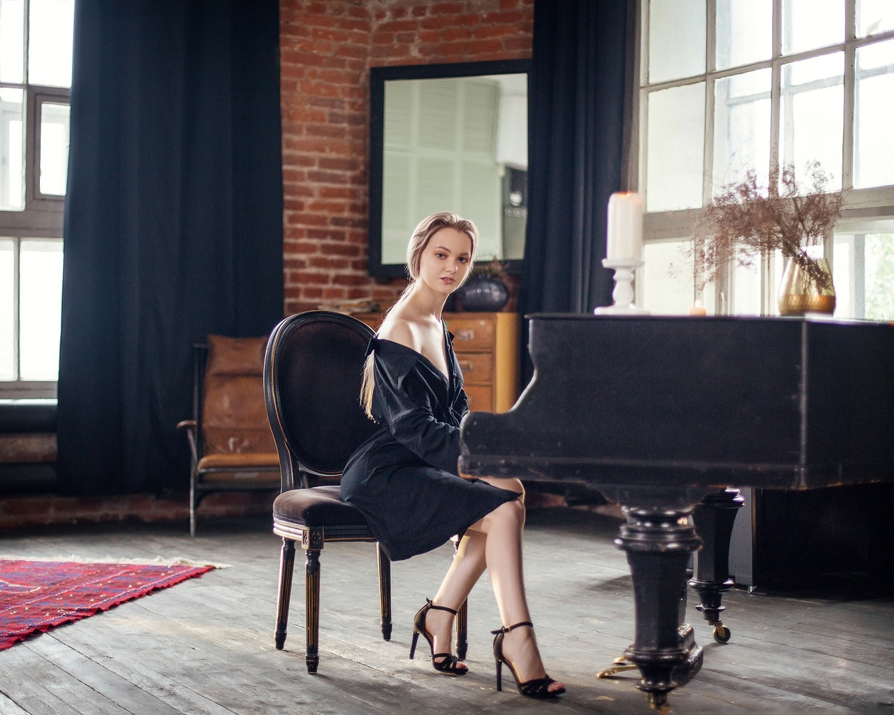 maksim chuprin, anna rvsa, blonde, model, women, women indoors, black dress, dress, chair, piano, wooden floor, window, sitting, mirror