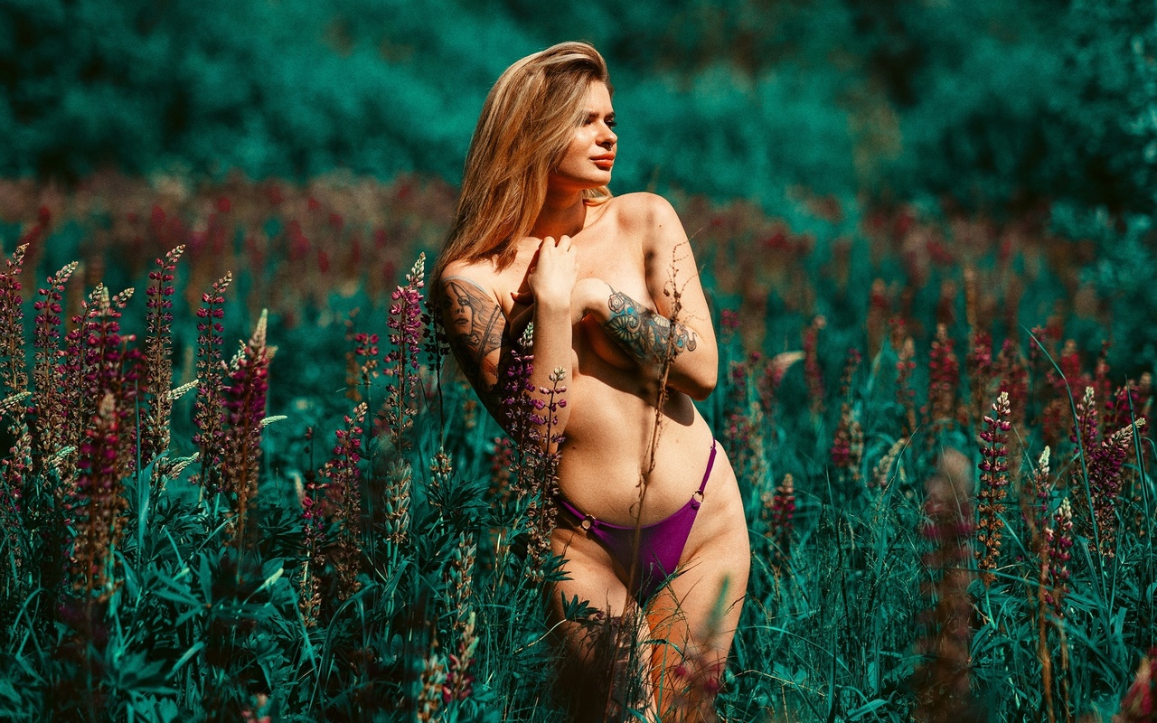  , vladimir stefanovich, ira novikova, blonde, women, model, women outdoors, hips, nature, plants, grass, tattoo, bikini bottoms, covering boobs